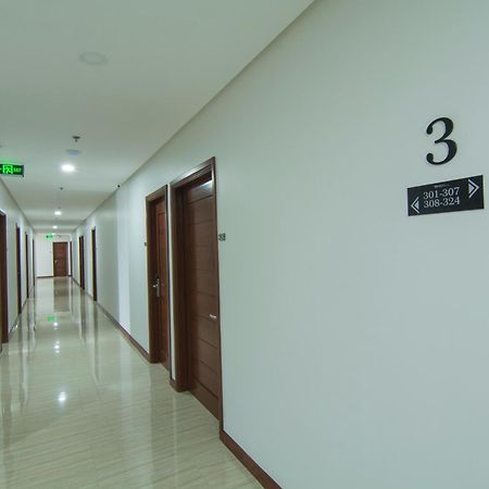 Mango Suites Cauayan Екстериор снимка